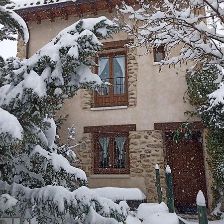 El Refugio De La Sauca Daire Alameda del Valle Dış mekan fotoğraf