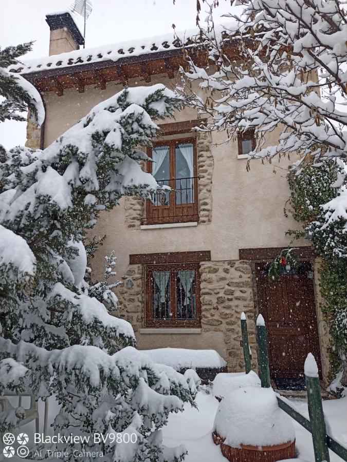 El Refugio De La Sauca Daire Alameda del Valle Dış mekan fotoğraf